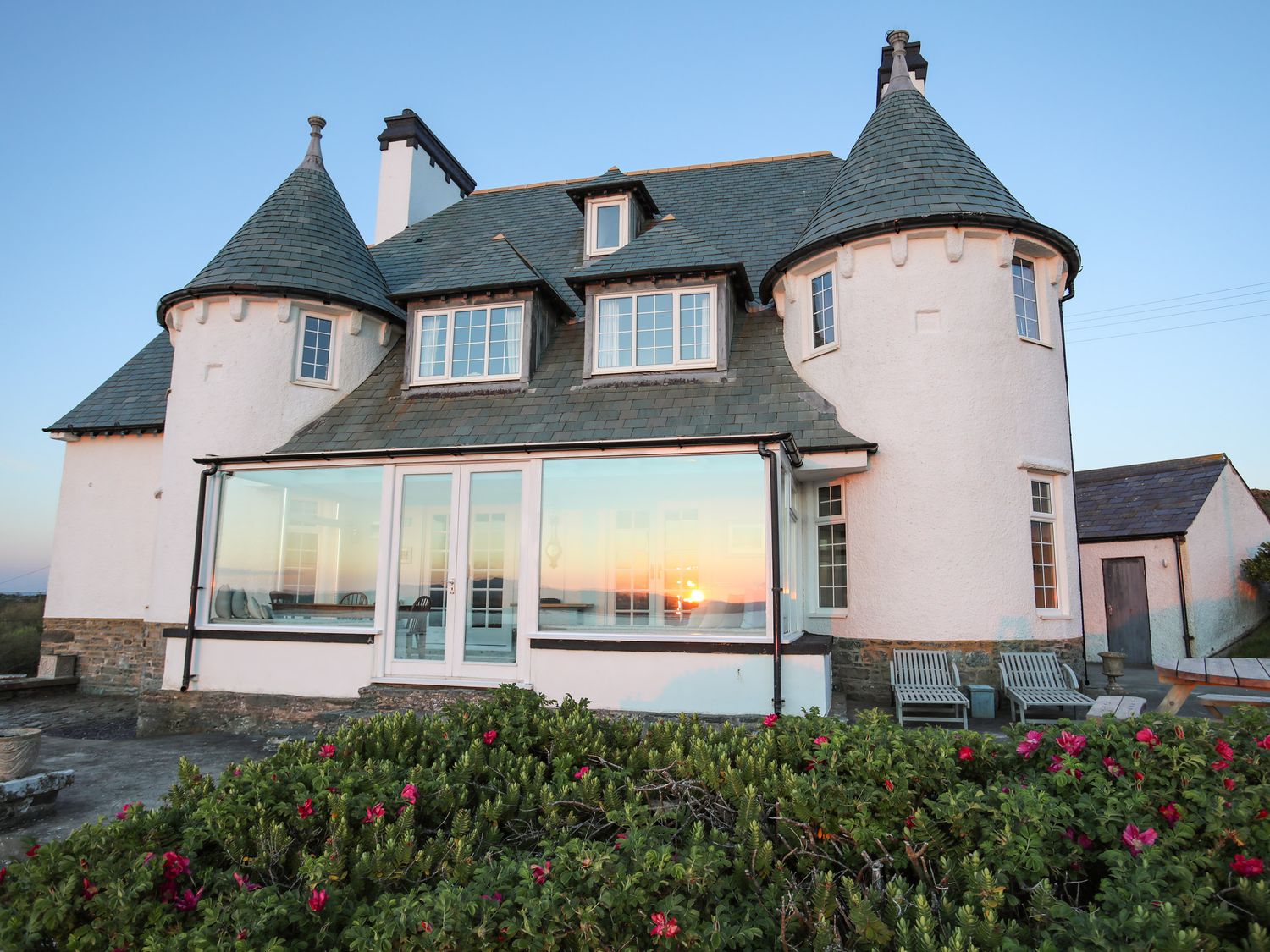 Avilion Holiday Cottage in Trearddur Bay, Anglesey