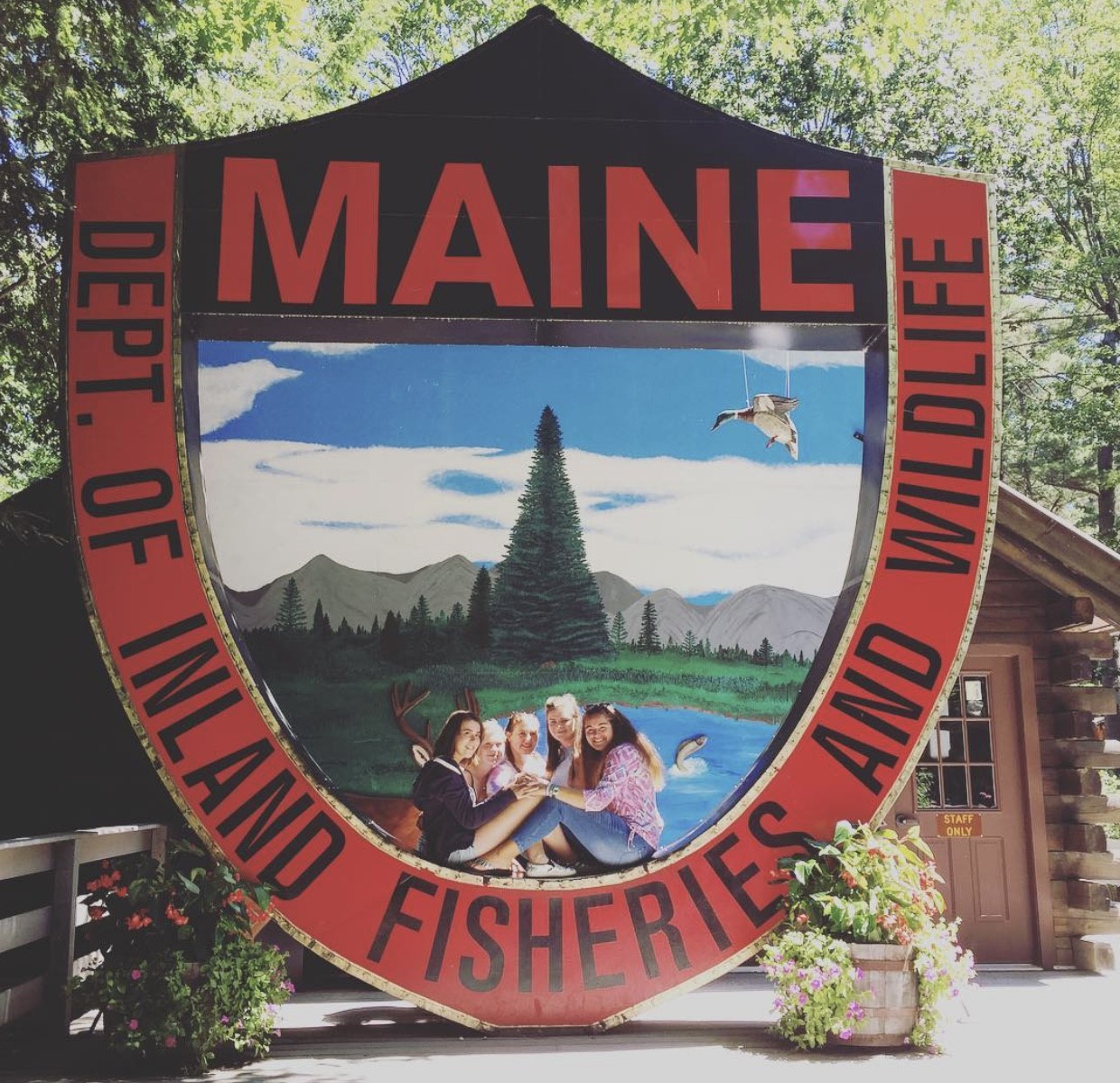Maine sign