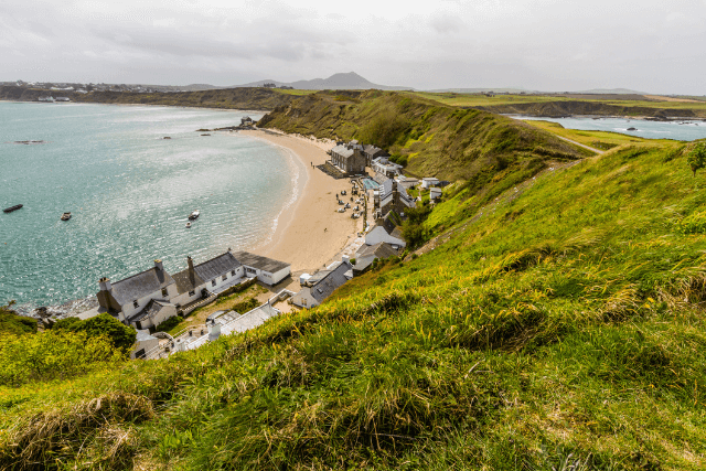 Views of Ty Coch and cottages on Porth Dinllaen