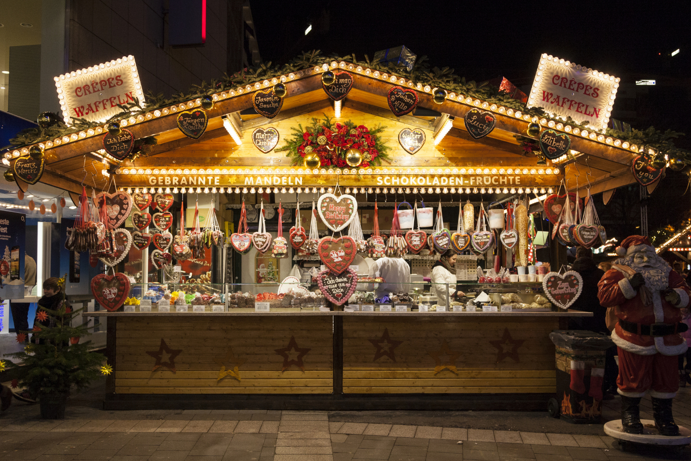 Gingerbread stand at a christmas market.