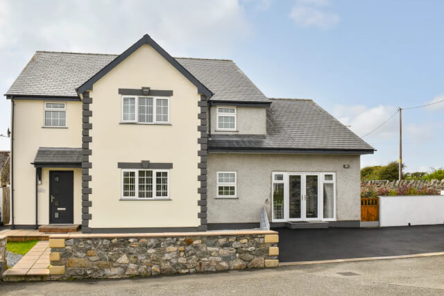 Plas Bach (Ref. 945970) - Front Exterior